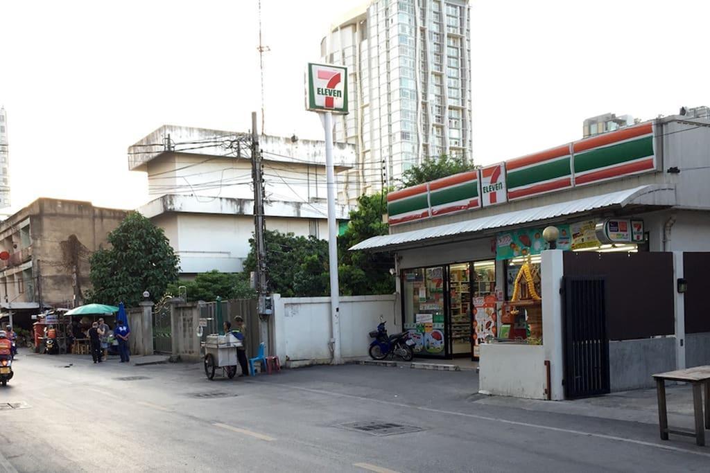 1Br Condo 5 Min To Bts 1000Mbps Fiber Wi-Fi Bangkok Exteriér fotografie